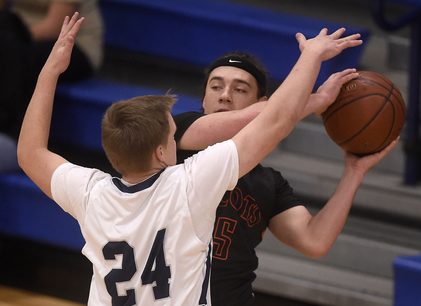 Boys Basketball - Glenns Ferry Vs. LHC